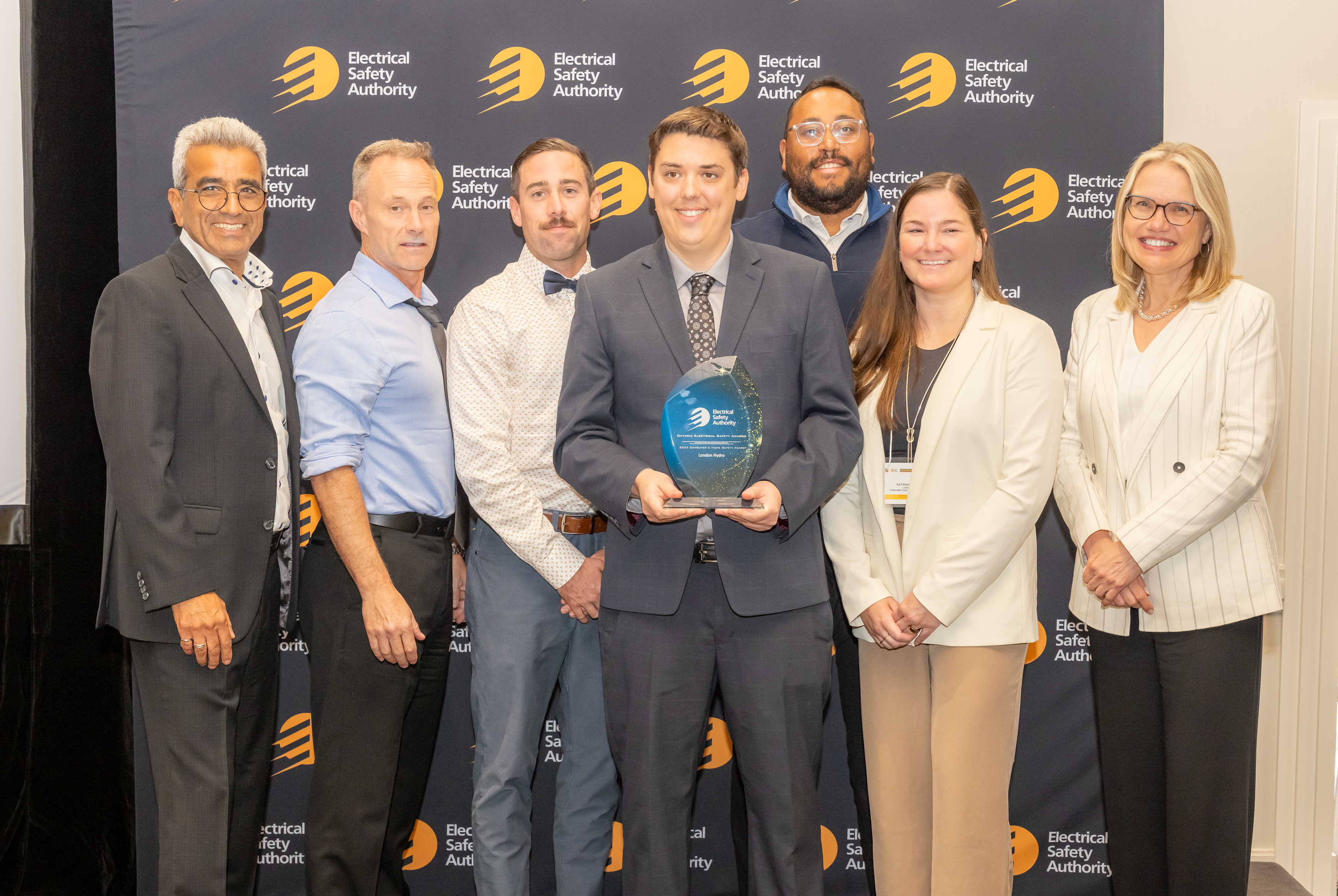 London Hydro receives the ESA's Consumer and Home Safety Award